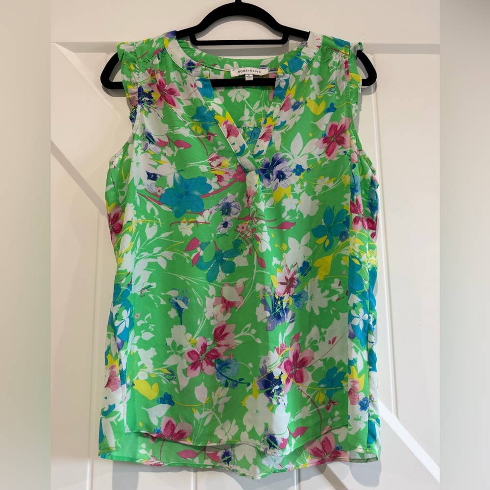Rose & Olive Vibrant Green Floral Ruffle Sleeve Blouse